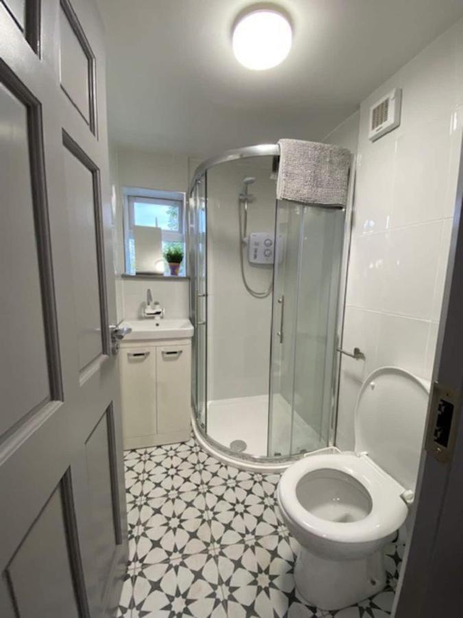 Location Location - Gorgeous 3 Bed Apartment In Cill Airne Kültér fotó